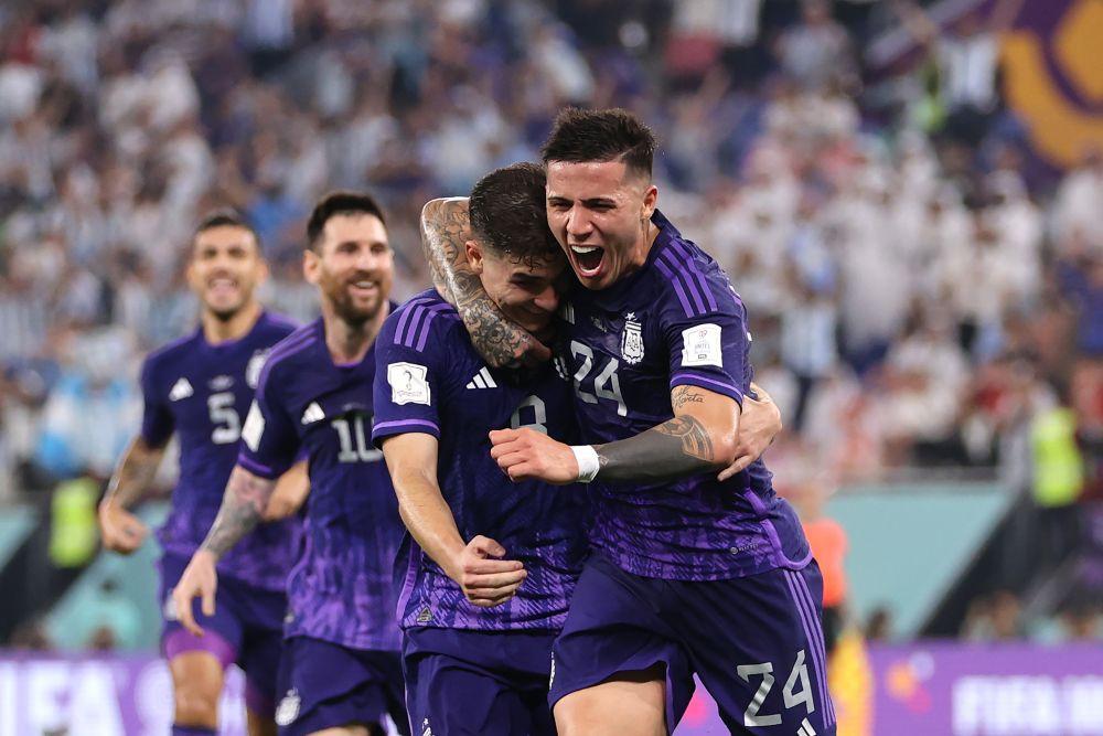 Reacția lui Lionel Messi după calificarea Argentinei în optimile Cupei Mondiale: 