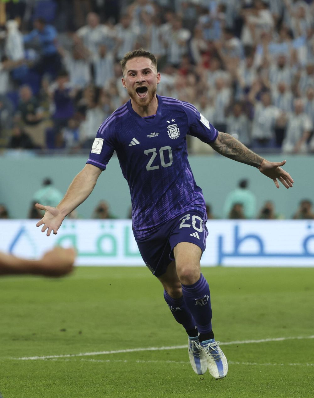 Reacția lui Lionel Messi după calificarea Argentinei în optimile Cupei Mondiale: 