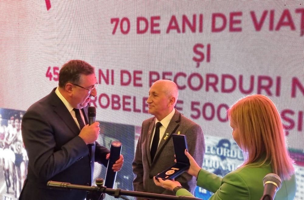 La 70 de ani, Ilie Floroiu a primit Ordinul Excelența Olimpică. Constănțeanul deține recordurile României la 5.000 m și 10.000 m de 45 de ani!_3