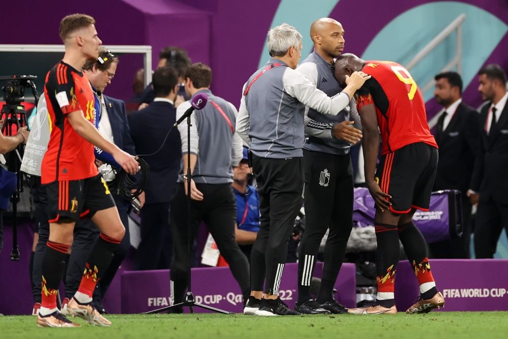 Romelu Lukaku, criză de nervi după ce a întrat în istorie cu ratările sale: a spart un plexiglas și a fost consolat de Henry_3