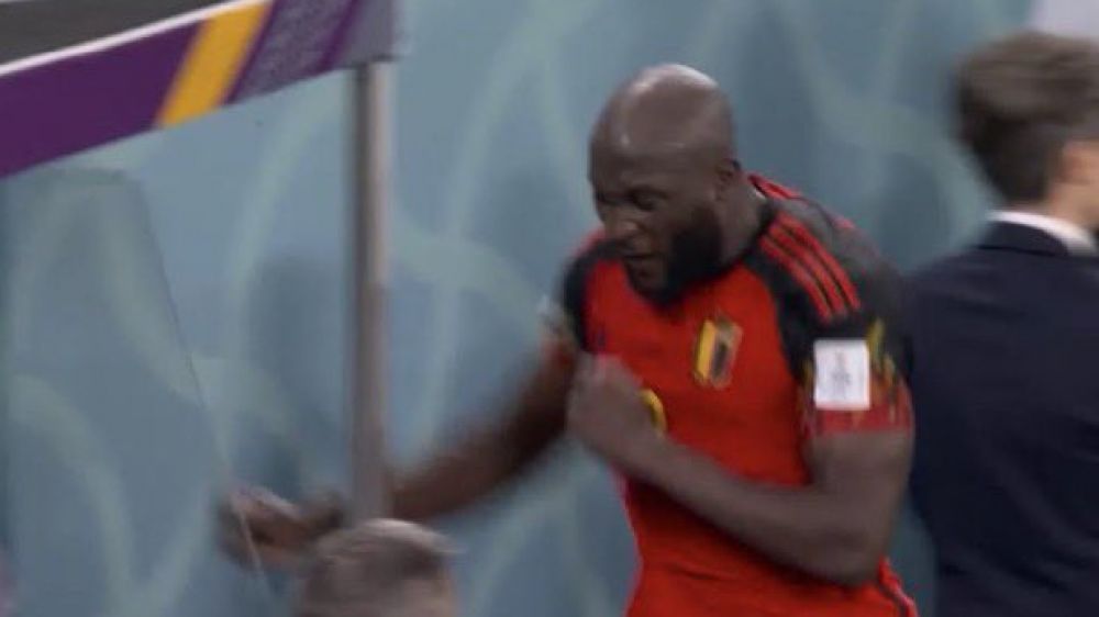 Romelu Lukaku, criză de nervi după ce a întrat în istorie cu ratările sale: a spart un plexiglas și a fost consolat de Henry_8