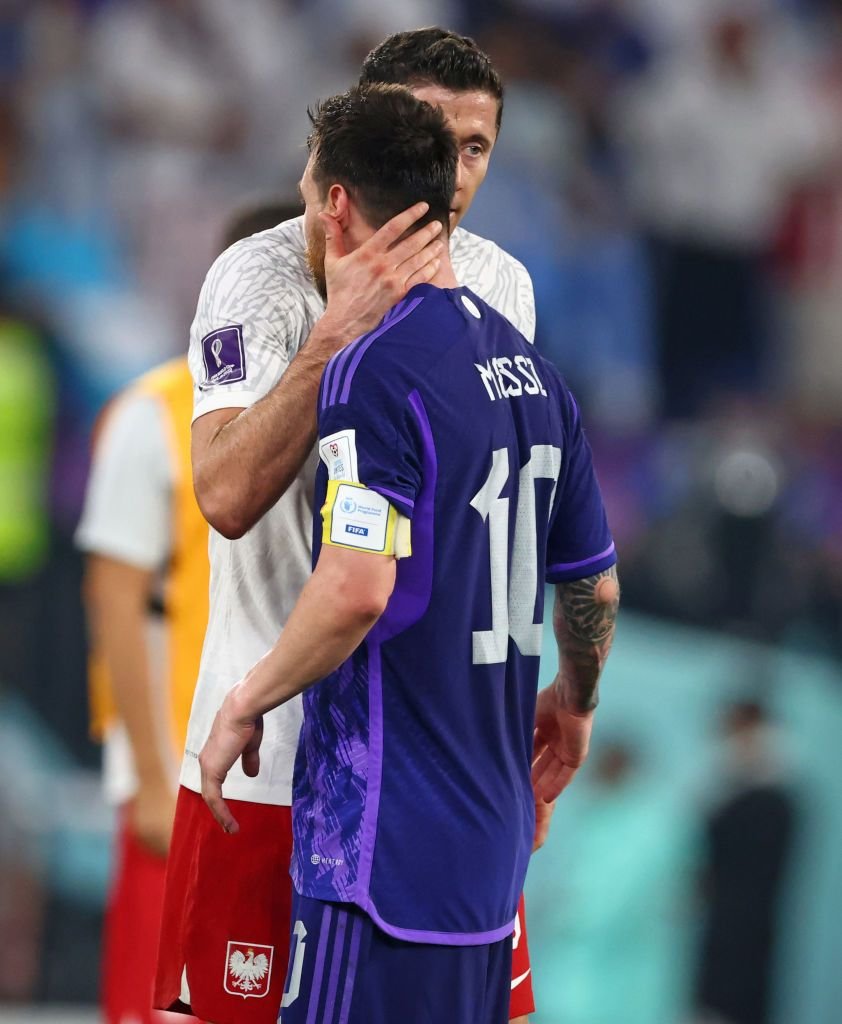 Robert Lewandowski a dezvăluit ce i-a spus lui Leo Messi după ce argentinianul l-a lăsat cu mâna întinsă_10