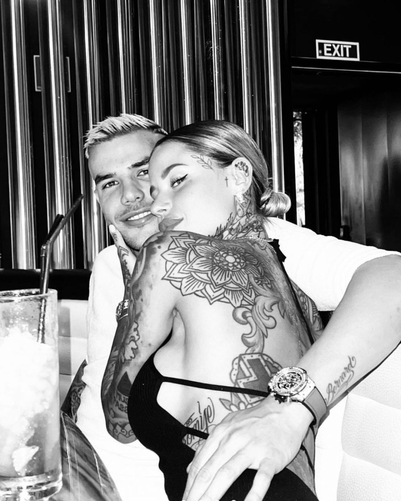 Starul de la Mondial care face senzație cu iubita sa. Are corpul plin de tatuaje și un fizic de model _1
