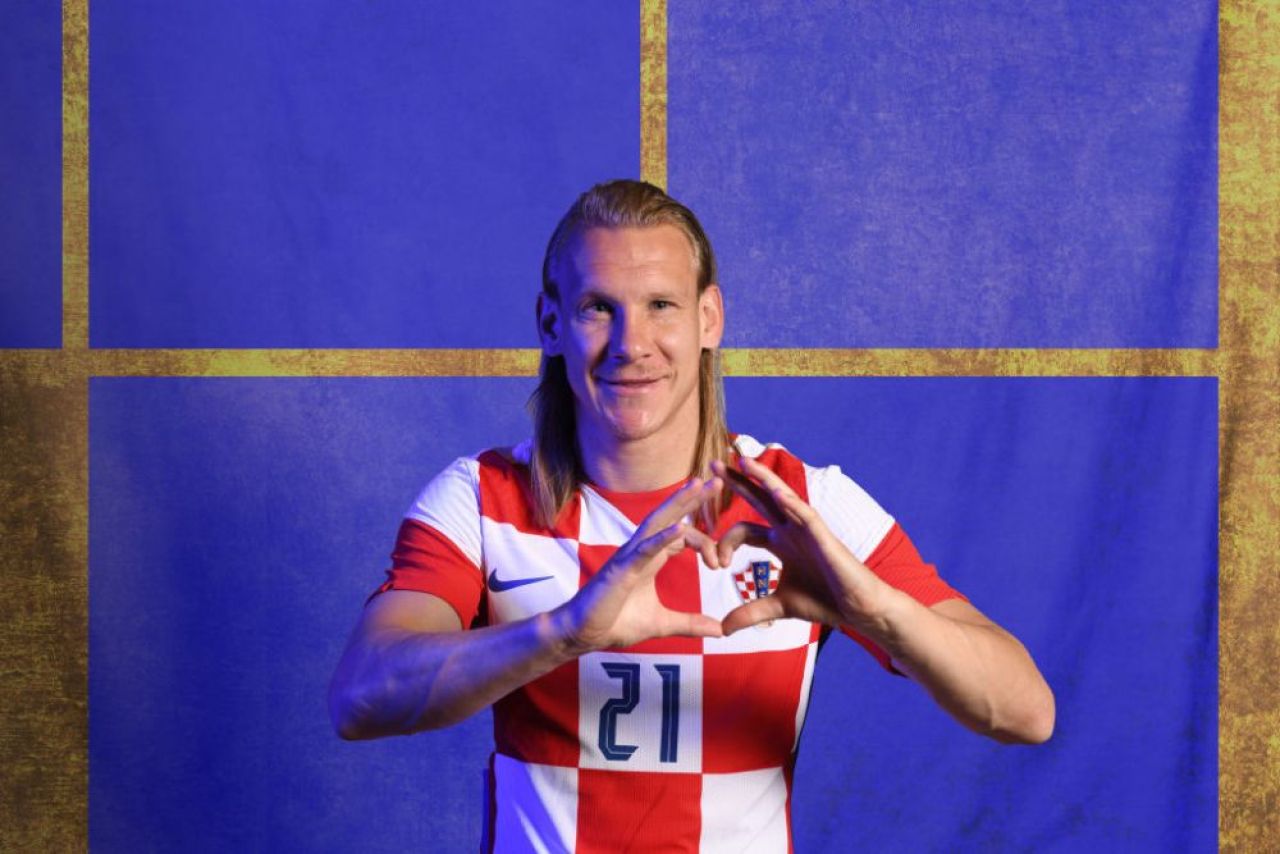 Domagoj Vida se iubește cu Miss Croația. Ivana Vida atrage atenția la Cupa Mondială din Qatar_7