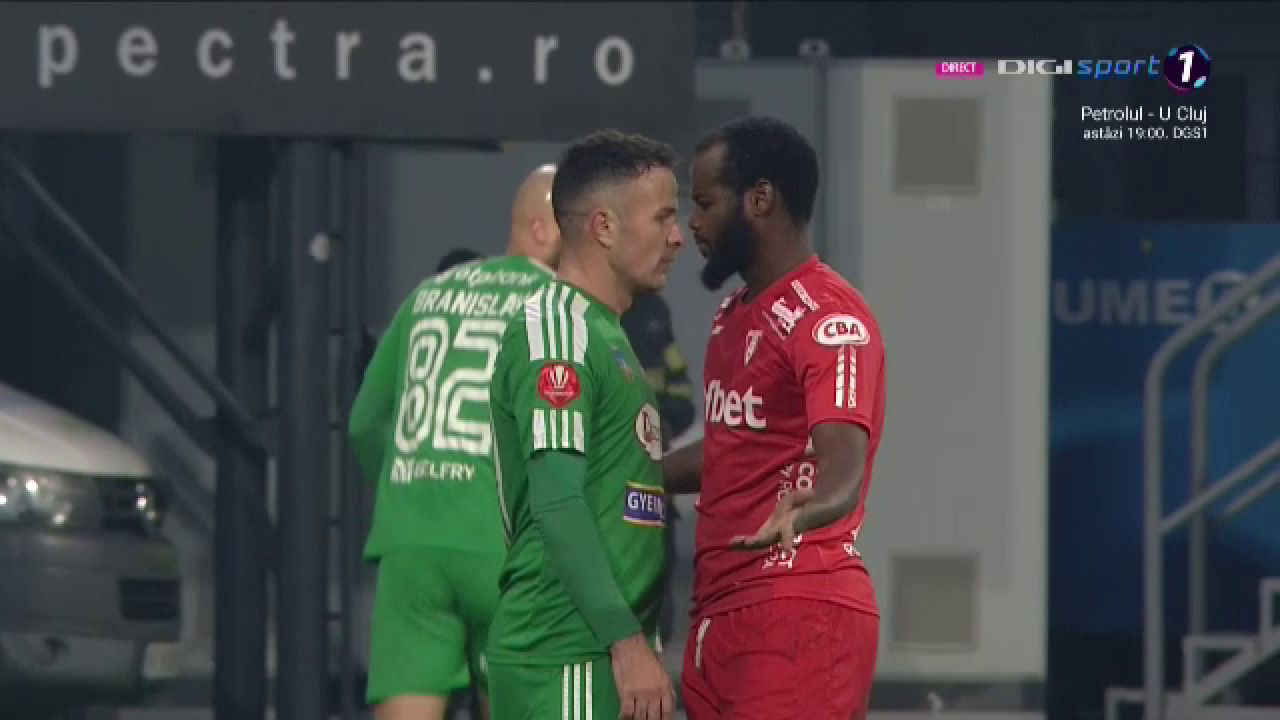 Gest oribil în UTA - Sepsi: Aly Abeid l-a scuipat pe Adnan Aganovic_8