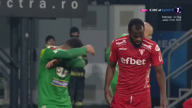 Gest oribil în UTA - Sepsi: Aly Abeid l-a scuipat pe Adnan Aganovic_11