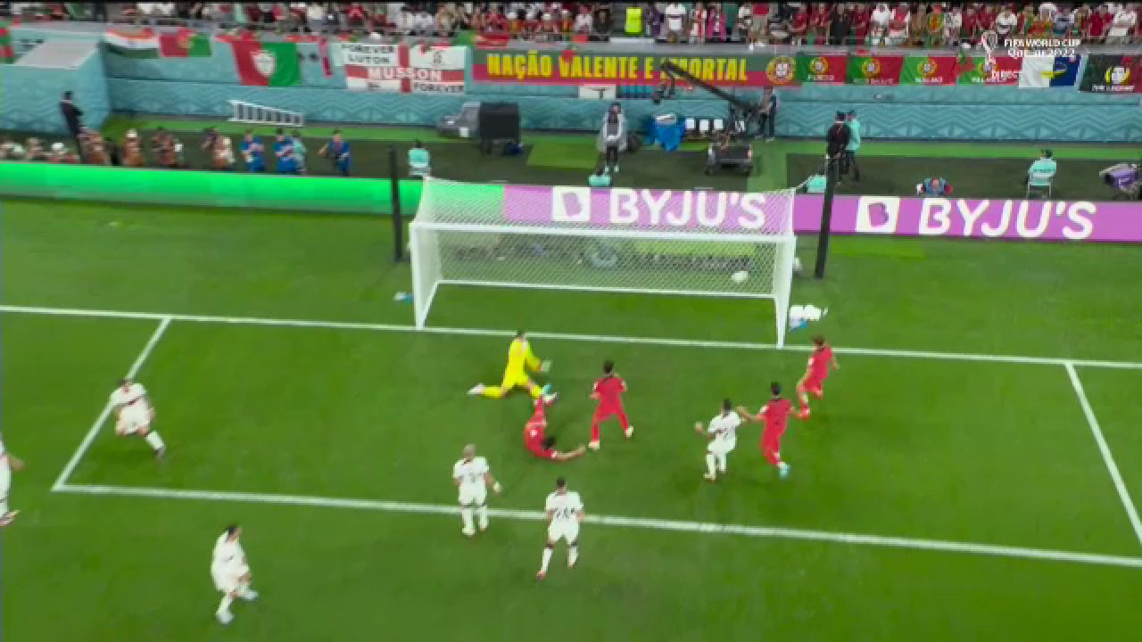 Cristiano Ronaldo, gafă uriașă! Mingea s-a lovit de el și le-a oferit golul ”pe tavă” coreenilor_10