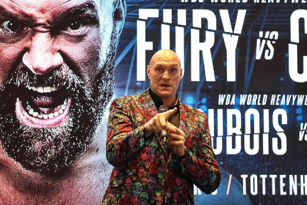 De ce se îmbracă Tyson Fury extravagant? Meciul cu Chisora e LIVE pe VOYO (sâmbătă, de la 23:30)_1
