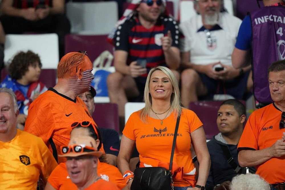 CM 2022 | Cele mai tari poze din Olanda - SUA! Cum s-au prezentat suporterii celor două naționale_4
