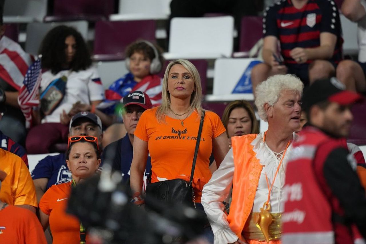 CM 2022 | Cele mai tari poze din Olanda - SUA! Cum s-au prezentat suporterii celor două naționale_17