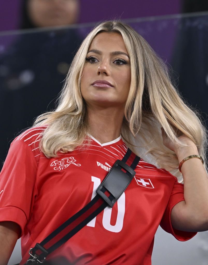 Frumusețile Campionatului Mondial din Qatar! Imagini spectaculoase cu fanele care au făcut senzație în tribune _101