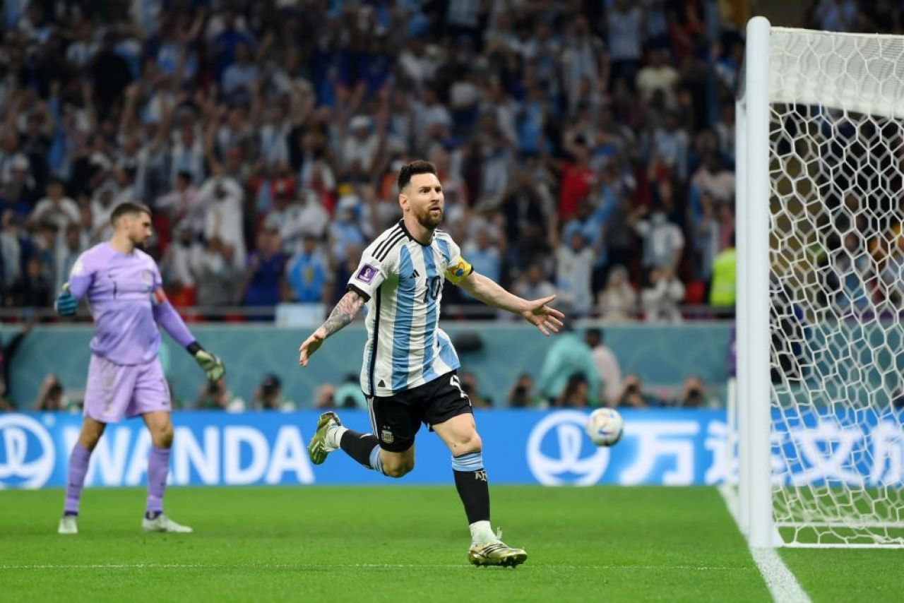 Argentina - Olanda, un clasic al fotbalului.