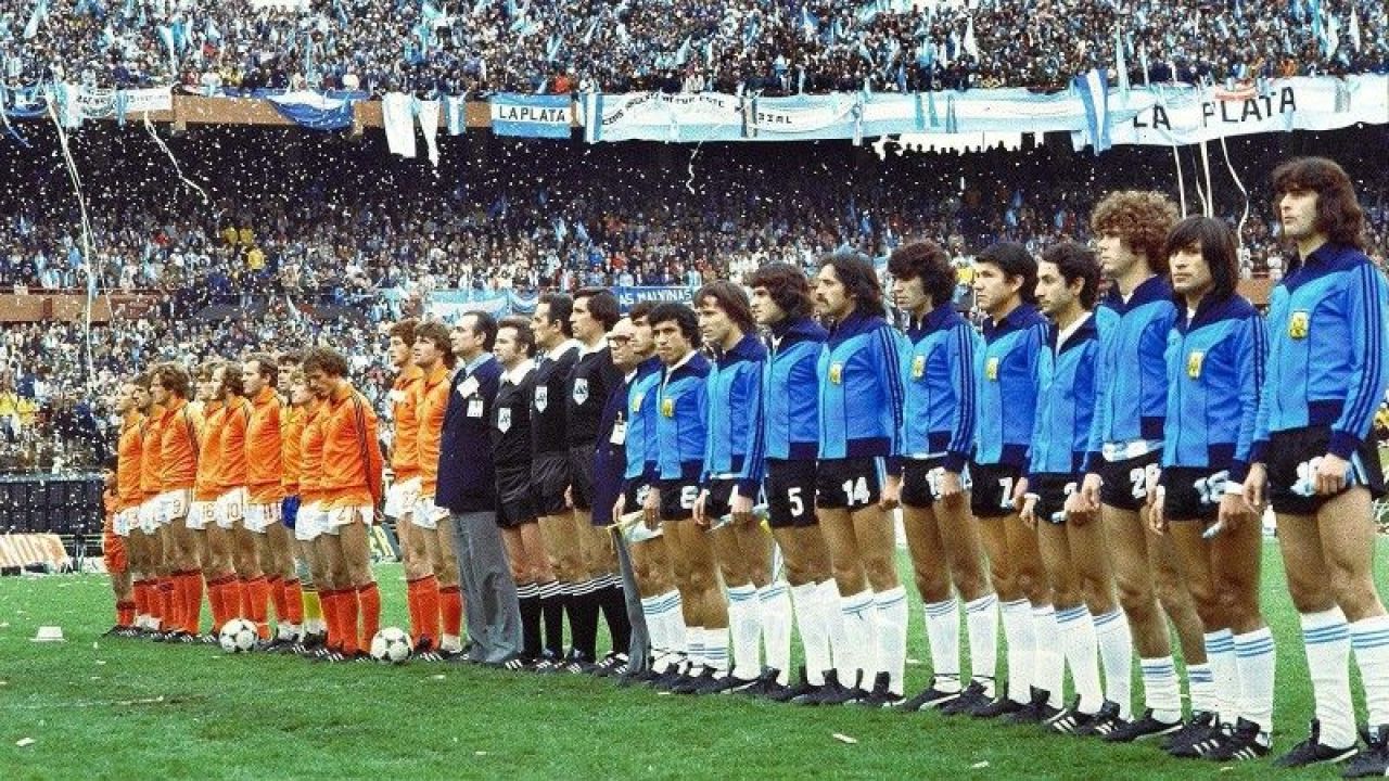 Argentina - Olanda, un clasic al fotbalului.