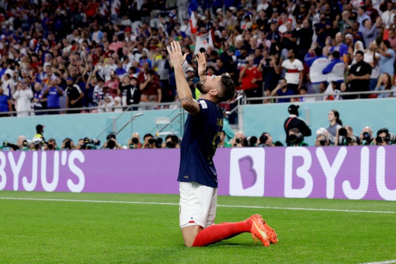 Olivier Giroud, direct în istoria Franței! L-a depășit pe Thierry Henry și a devenit cel mai bun din istorie_3