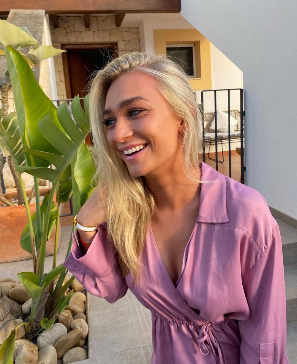 Ea este bomba sexy care se iubește cu starul care a făcut senzație la Mondial și pe care se bat marile echipe _2