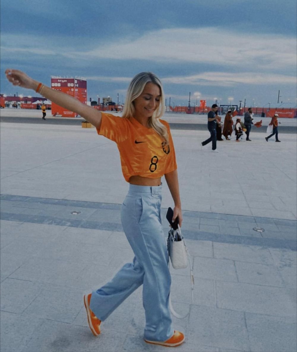 Ea este bomba sexy care se iubește cu starul care a făcut senzație la Mondial și pe care se bat marile echipe _29