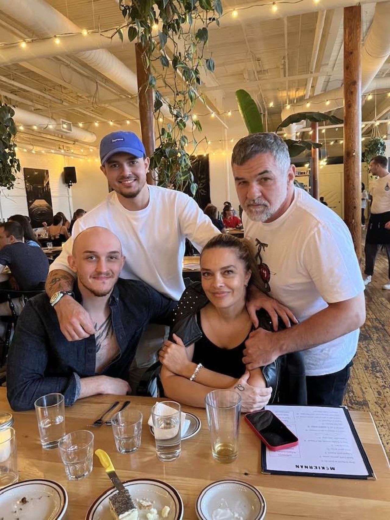 Unul dintre băieții lui Leonard Doroftei a dat lovitura! Afacerea care l-a făcut milionar: „Am fost pe punctul de a da câtva sute de mii de dolari pe o mașină!” _7