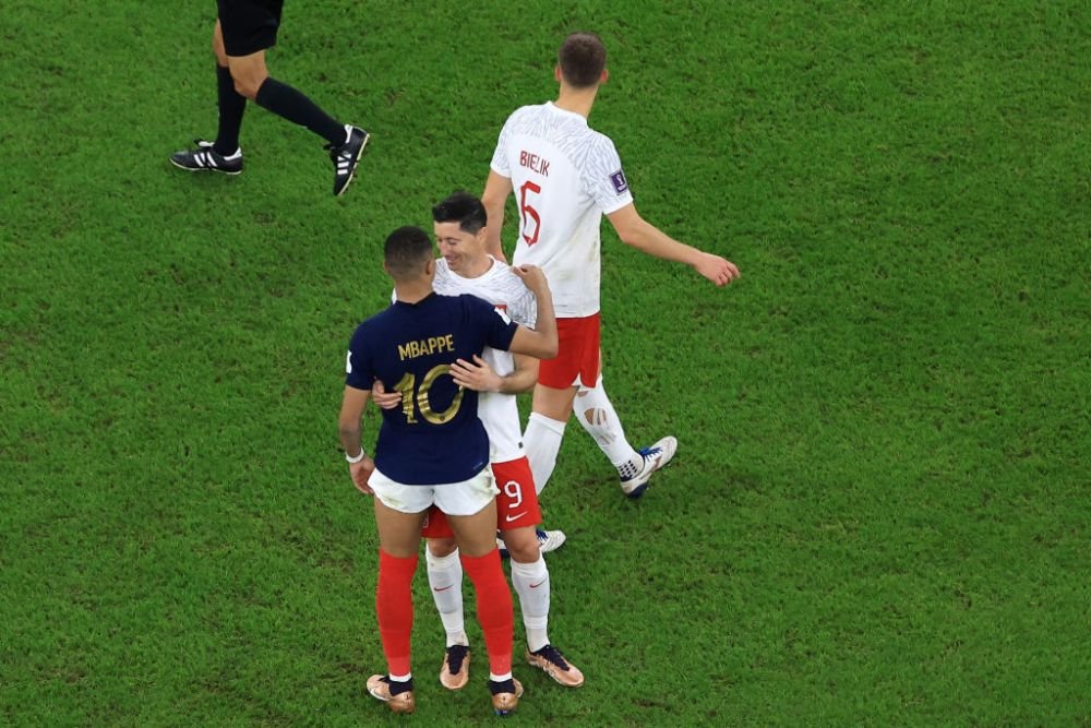 Robert Lewandowski, cu zâmbetul pe buze după ce Polonia a fost eliminată de Franța de la Mondial! Ce a spus atacantul despre retragere _9