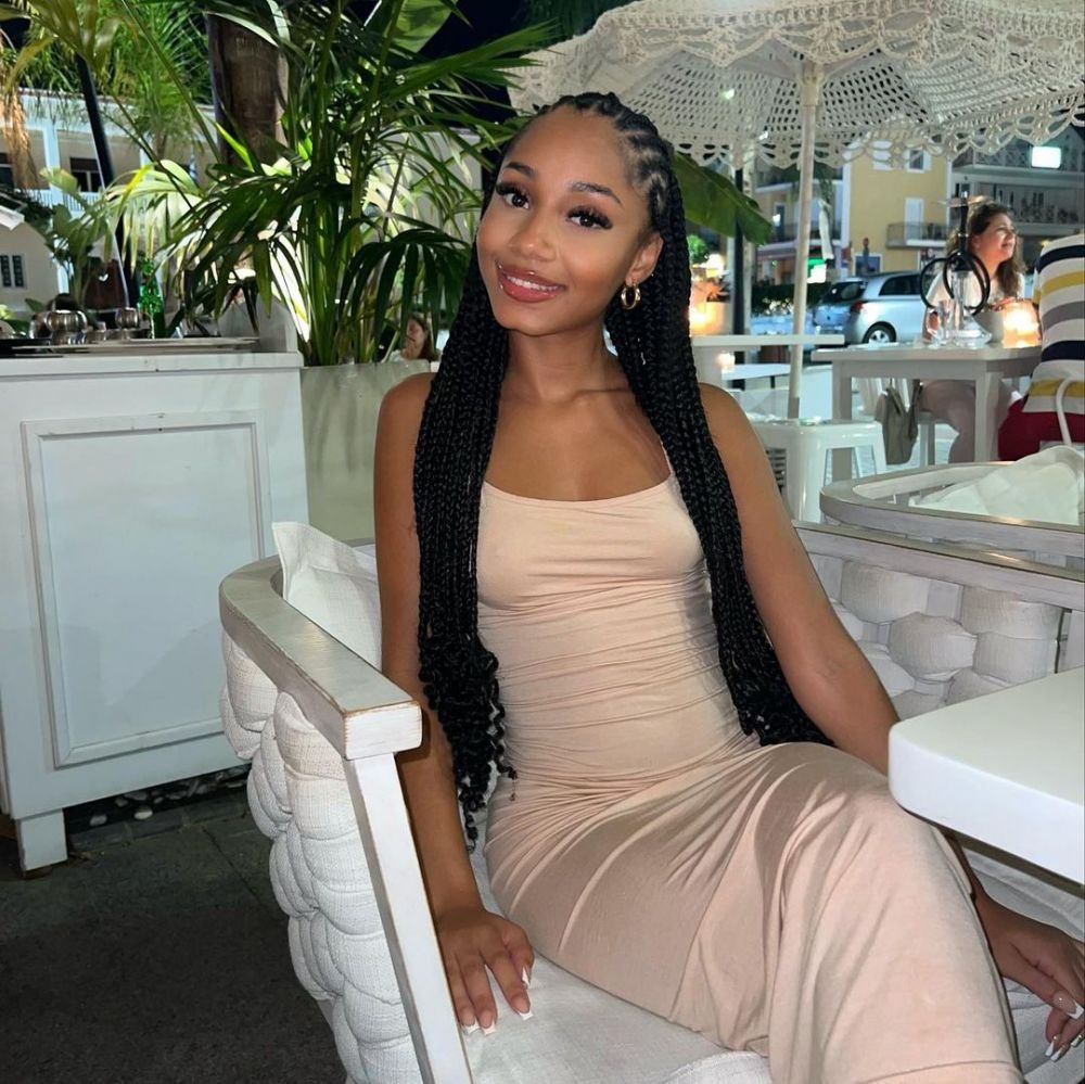 Jude Bellingham, starul naționalei Angliei, vrăjit de un model de pe Instagram. Asantewa Chitty impresionează cu frumusețea ei_5