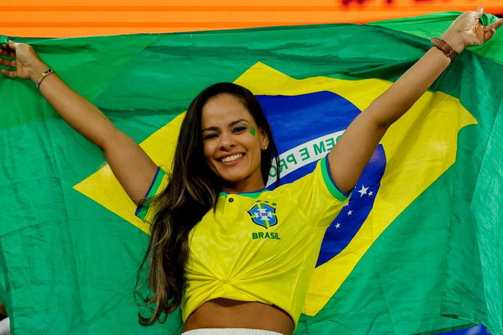 Braziliencele au făcut show în tribune la meciul cu Coreea de Sud!_14