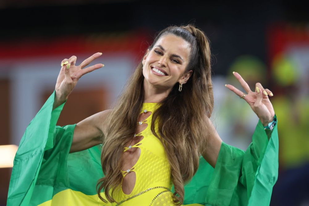 Braziliencele au făcut show în tribune la meciul cu Coreea de Sud!_15