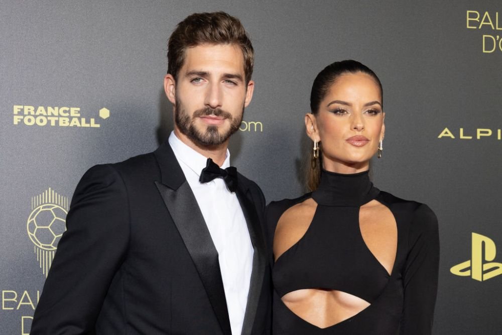 Izabel Goulart a schimbat taberele la Cupa Mondială după ce Germania a fost eliminată. În ce ținută a susținut echipa Braziliei_16