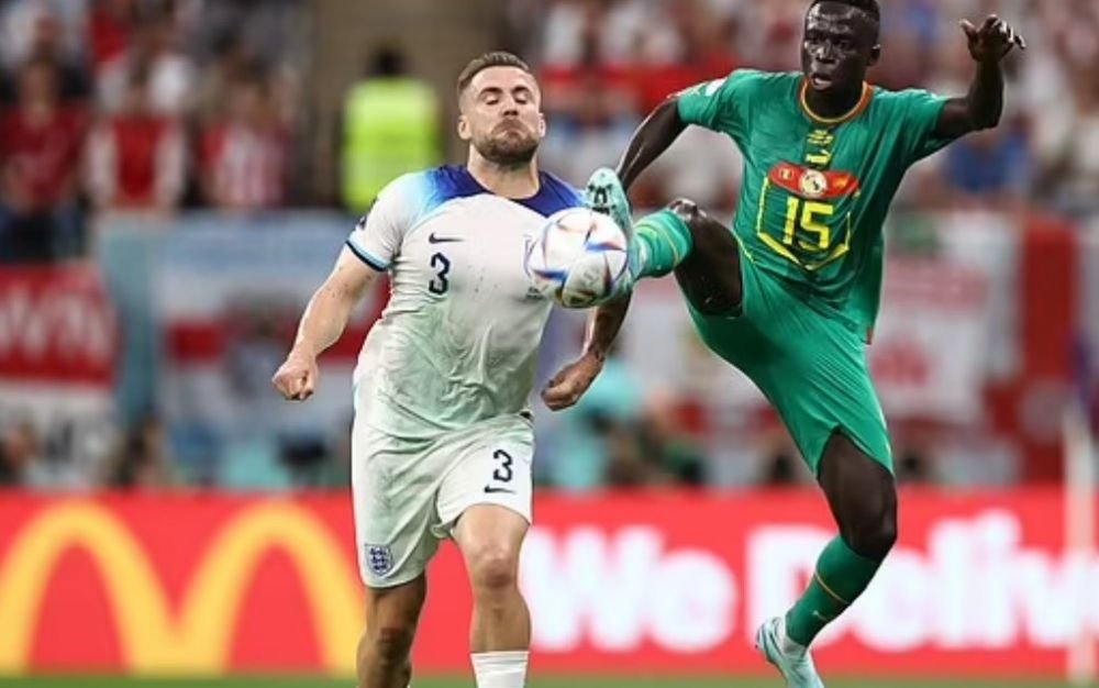 Jucătorii Angliei acuză gazdele CM 2022 că au vopsit gazonul. Ce au răspuns FIFA și gazdele turneului_8