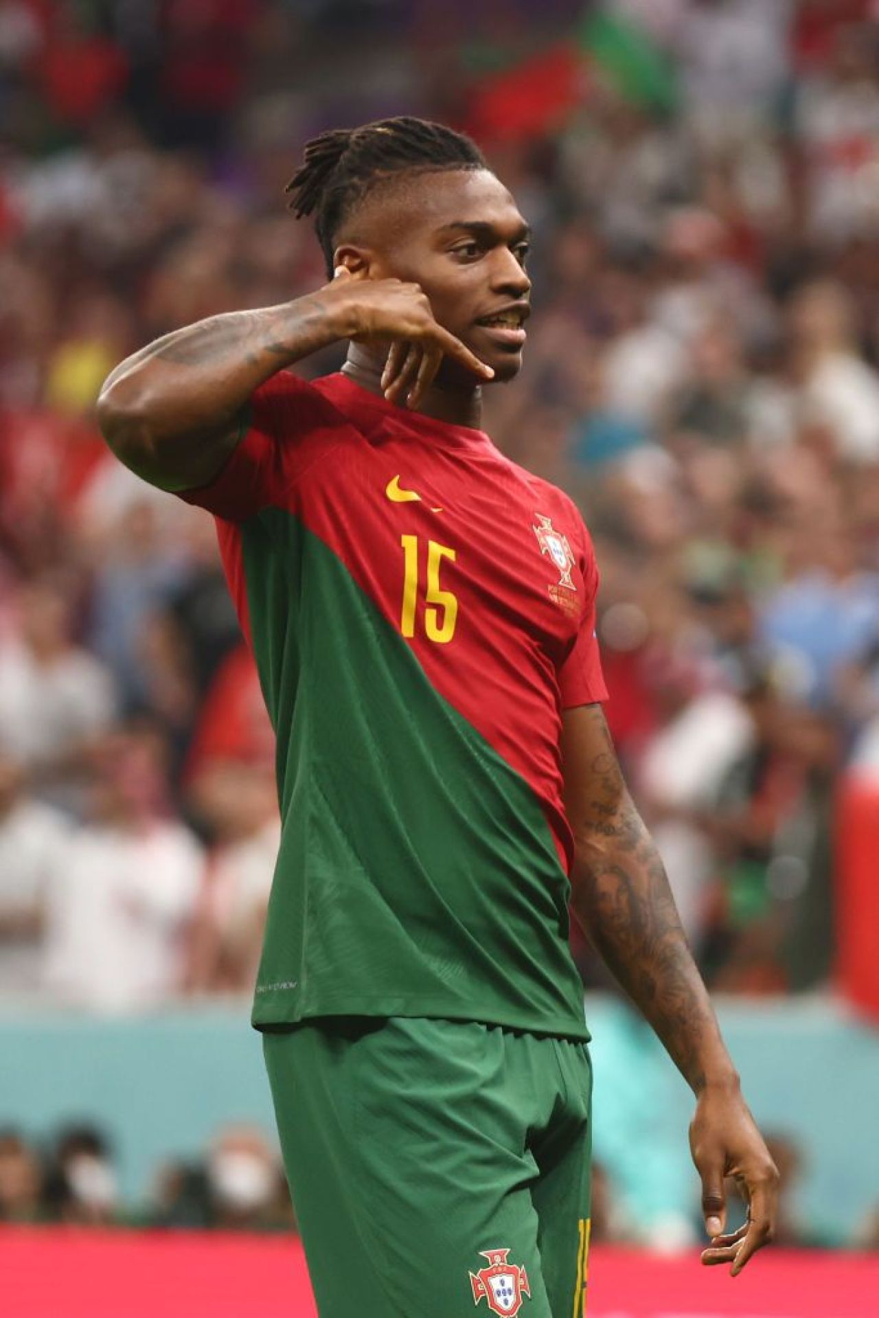 Nu a avut nevoie decât de cinci minute pentru o superexecuție. Introdus în minutul 87, Rafael Leao a marcat un gol spectaculos_1