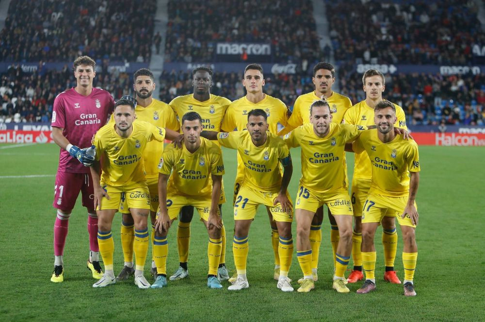 Florin Andone, ”o adevărată pacoste pentru apărarea adversă”! Atacantul joacă puțin, dar bine la liderul din Segunda_16