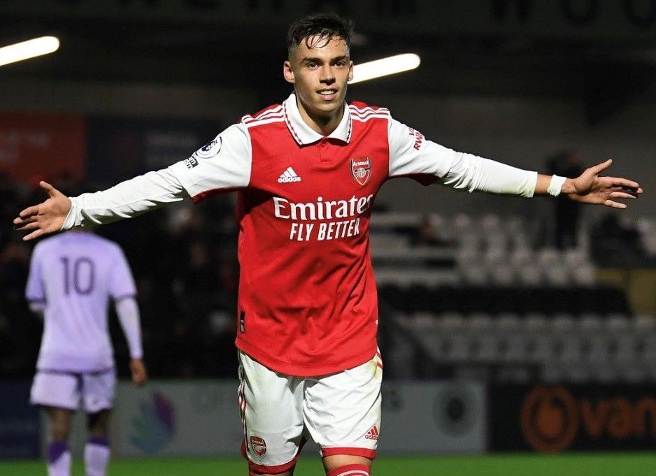 Cătălin Cîrjan, care la 10 ani juca deja la seniori, a debutat la prima echipă a lui Arsenal: ”Încă nu îl consider un debut”_2