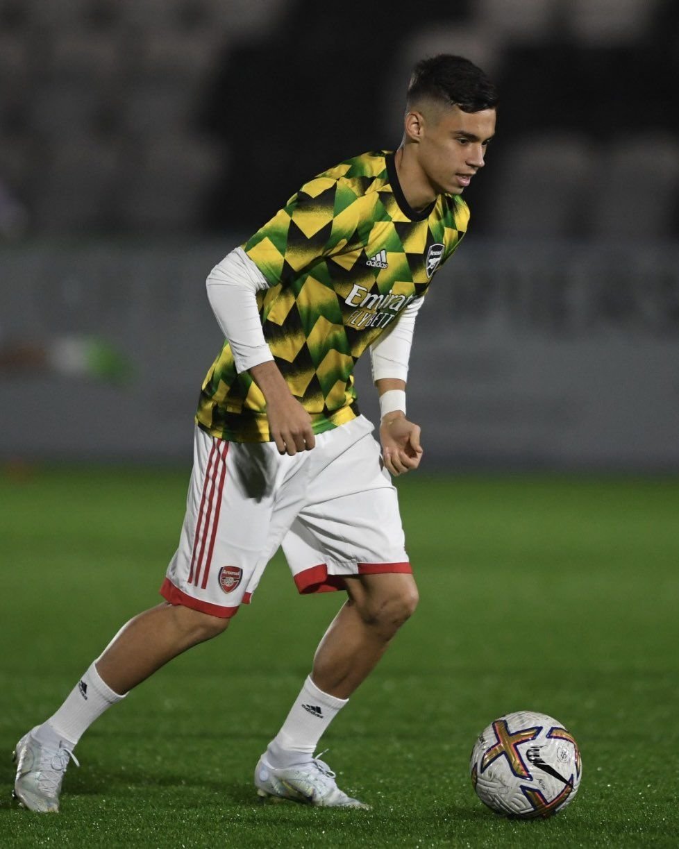 Cătălin Cîrjan, care la 10 ani juca deja la seniori, a debutat la prima echipă a lui Arsenal: ”Încă nu îl consider un debut”_9