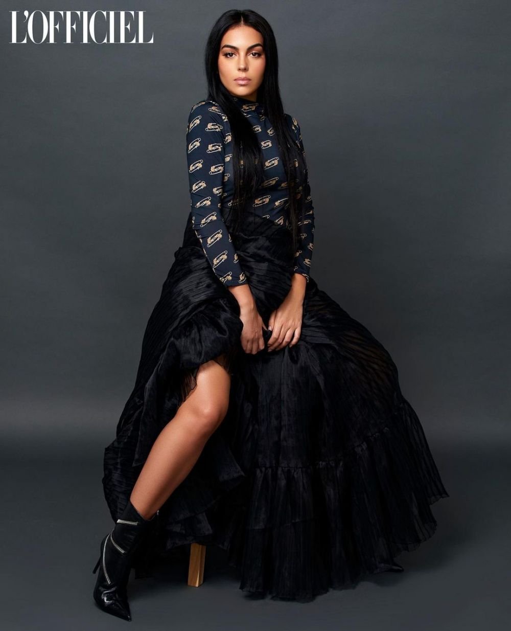 Fără număr! Georgina Rodriguez, 'blindată' în bijuterii de peste două milioane de euro! Cum arată accesoriile cu care a mers la meci _84