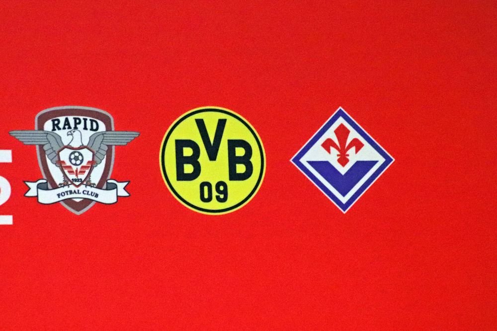 Borussia Dortmund, băgată în ceață pe Arena Națională. Autocarul germanilor, întârziat în traficul din București  _8