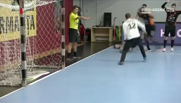 REMONTADA! CSM București - Minaur Baia Mare 27-29 (14-11)