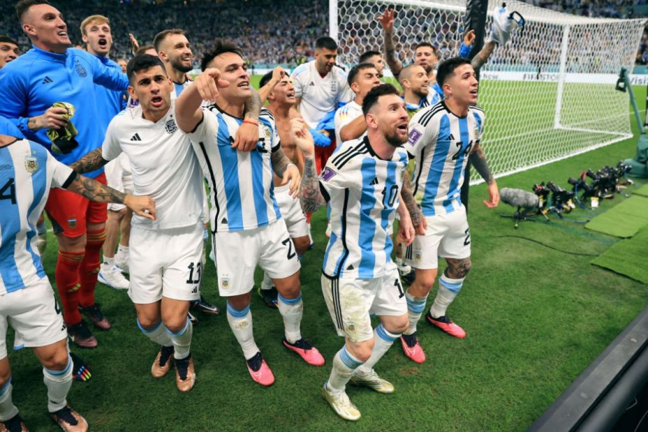 Reacția lui Leo Messi, după ce Argentina s-a calificat în semifinalele Cupei Mondiale_9