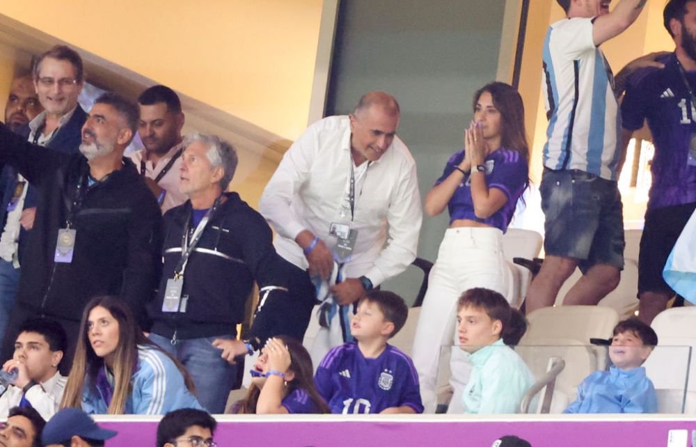 De la agonie la extaz! Cum a trăit soția lui Leo Messi meciul ”de infarct” dintre Olanda și Argentina_13