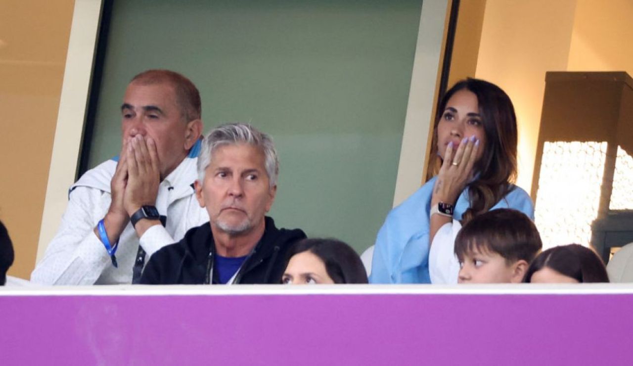 De la agonie la extaz! Cum a trăit soția lui Leo Messi meciul ”de infarct” dintre Olanda și Argentina_15