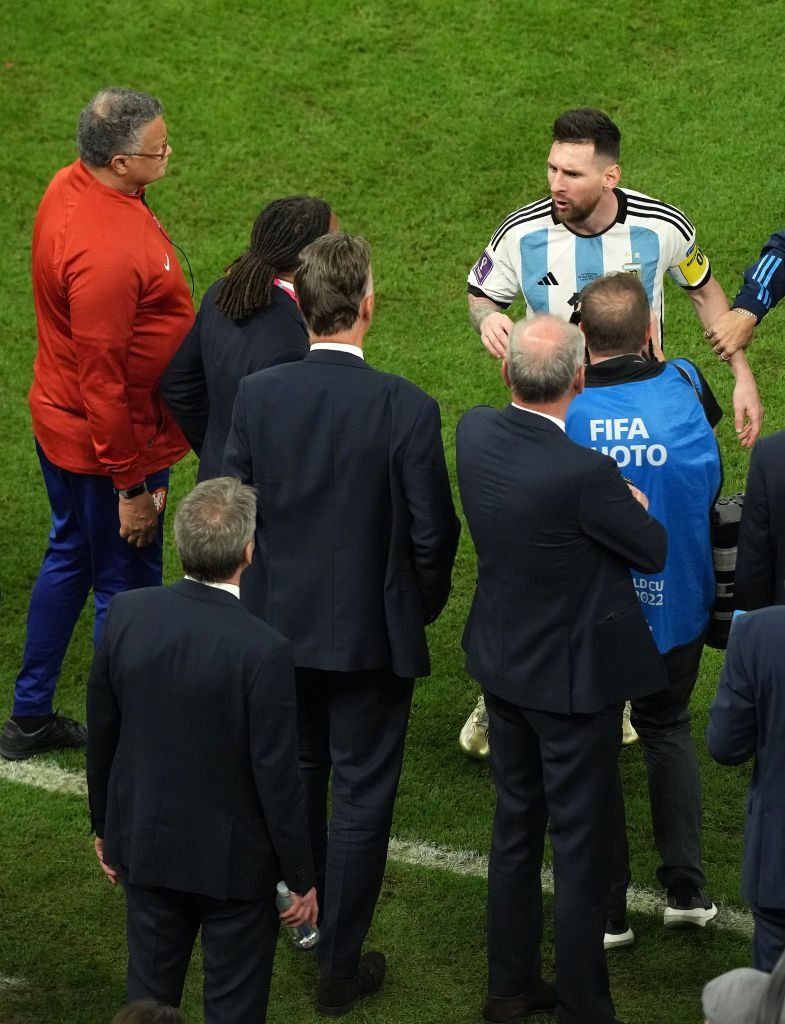 Messi s-a enervat la interviu! N-a avut milă de un jucător al Olandei: ”Ne-a provocat, ne-a lovit”_3