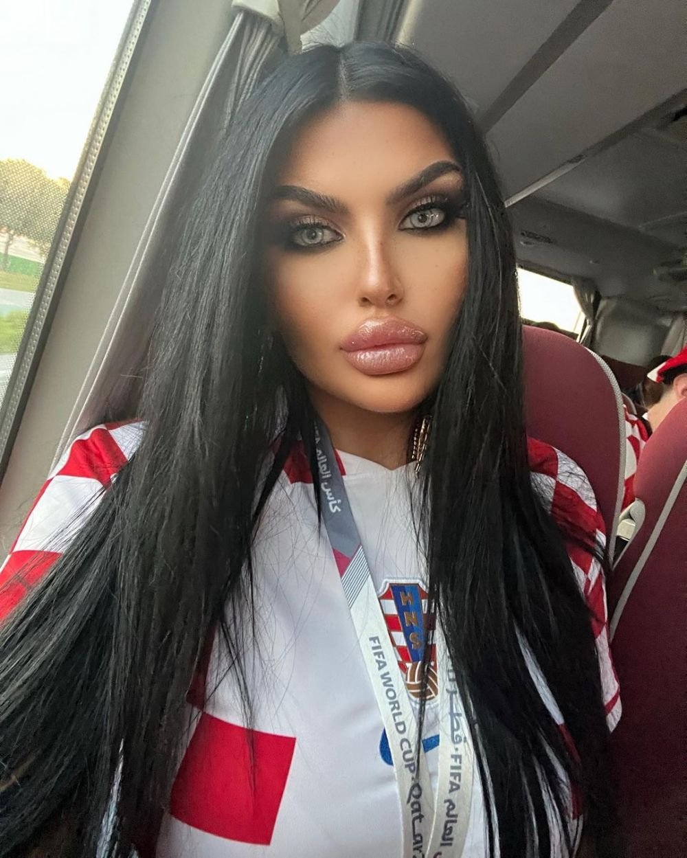 ”Îmi voi aminti toată viața”. Cum au reacționat polițiștii din Qatar când au văzut-o pe stradă_7