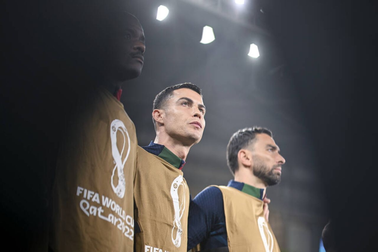 Gust amar? Cristiano Ronaldo, surprins de fotoreporteri în timpul meciului Portugalia - Maroc_2