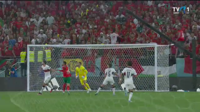 Sigur l-a făcut gelos pe CR7! En-Nesyri a înscris un gol magnific în Maroc - Portugalia, după ce s-a înălțat ca un vultur în fața lui Diogo Costa_53