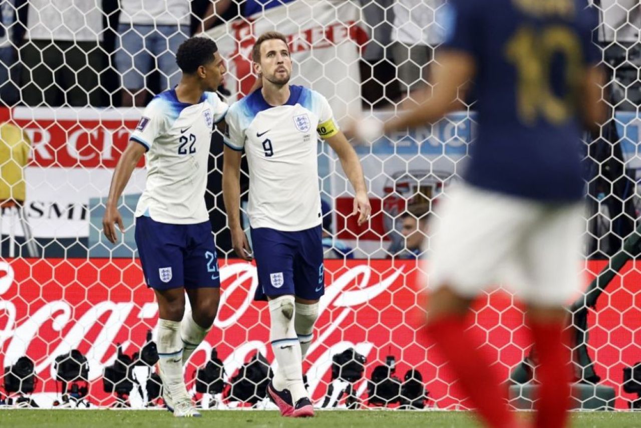 Harry Kane s-a făcut de râs! A „transformat” ca la rugby penalty-ul care putea ține Anglia la Cupa Mondială_2