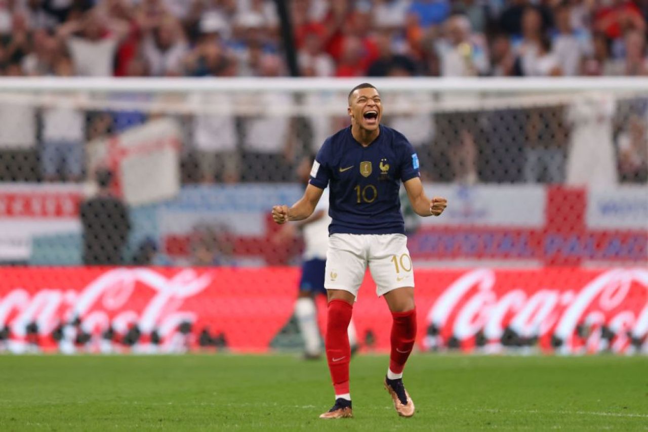 Viral! Cum a reacționat Mbappe, când a văzut că Harry Kane a ratat un penalty_5