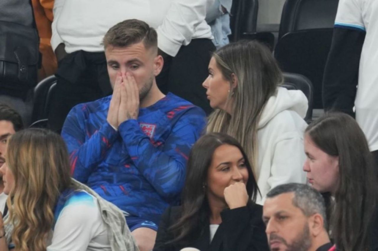 Consolați de partenere! Cum au trecut fotbaliștii englezi peste eliminarea de la Campionatul Mondial din Qatar_8