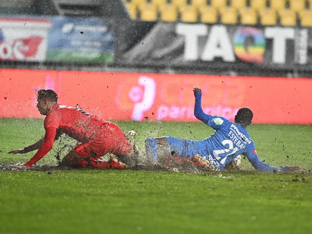 ”Și prin dinți găsești noroi”. Imaginile care l-au făcut pe Ilie Dumitrescu să reacționeze, după Chindia - FCSB_4