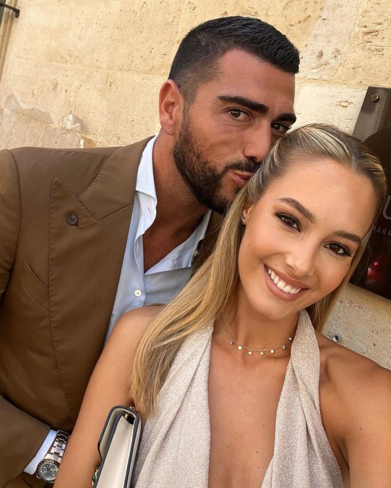 Soția lui Graziano Pelle a stârnit imaginația fanilor cu ultima apariție în costum de baie. Viktoria Varga este model și influencer_2