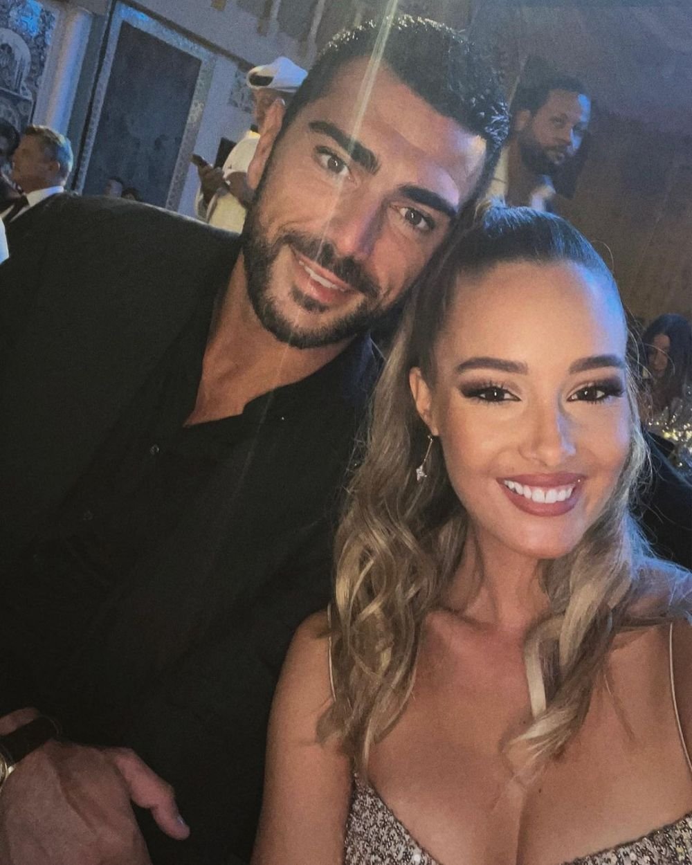 Soția lui Graziano Pelle a stârnit imaginația fanilor cu ultima apariție în costum de baie. Viktoria Varga este model și influencer_15