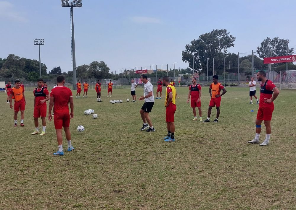 Situație rarisimă la echipa fostului antrenor al lui FCSB: hat-trick și autogol marcate de același jucător într-un meci nebun! _14