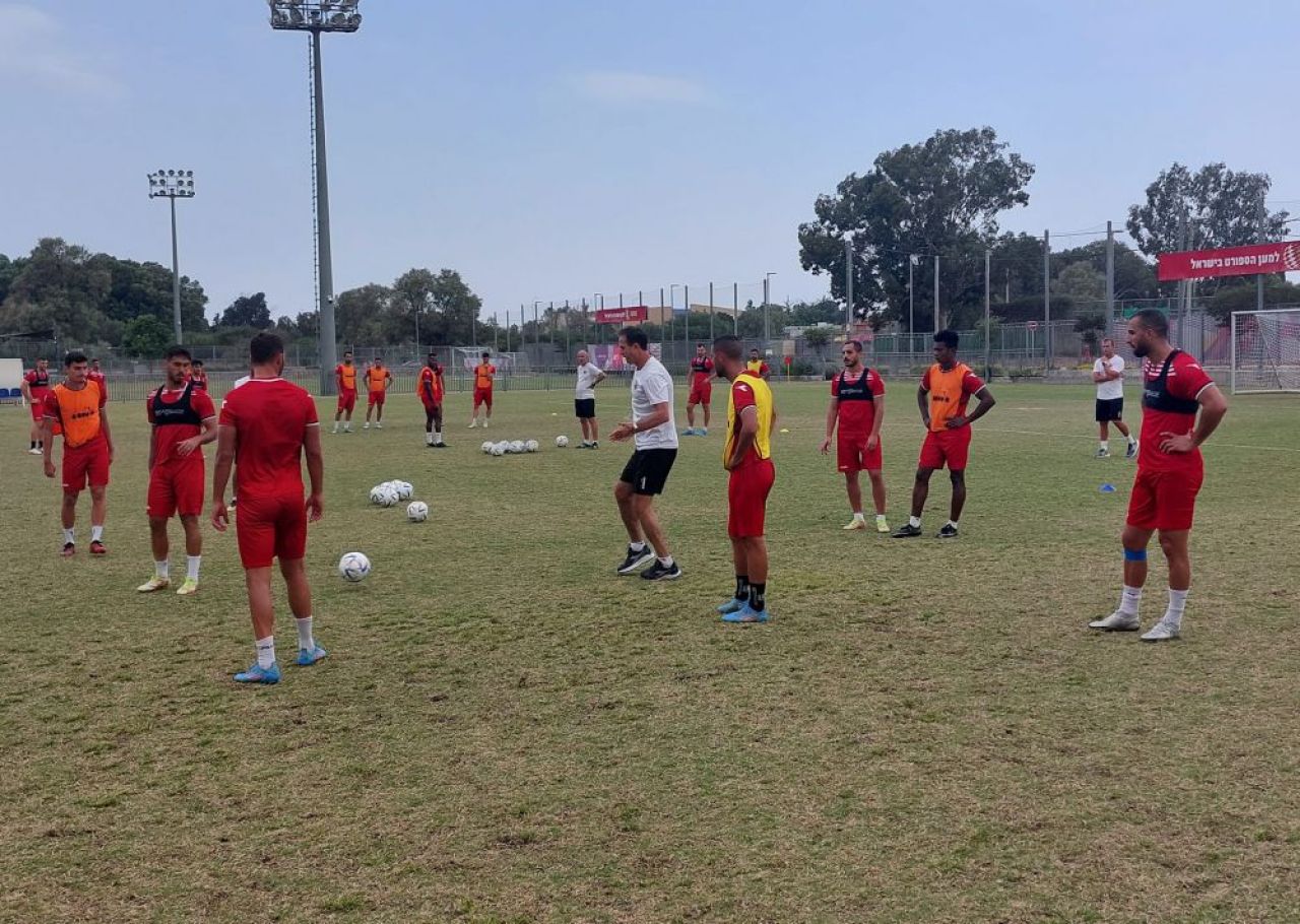 Situație rarisimă la echipa fostului antrenor al lui FCSB: hat-trick și autogol marcate de același jucător într-un meci nebun! _14