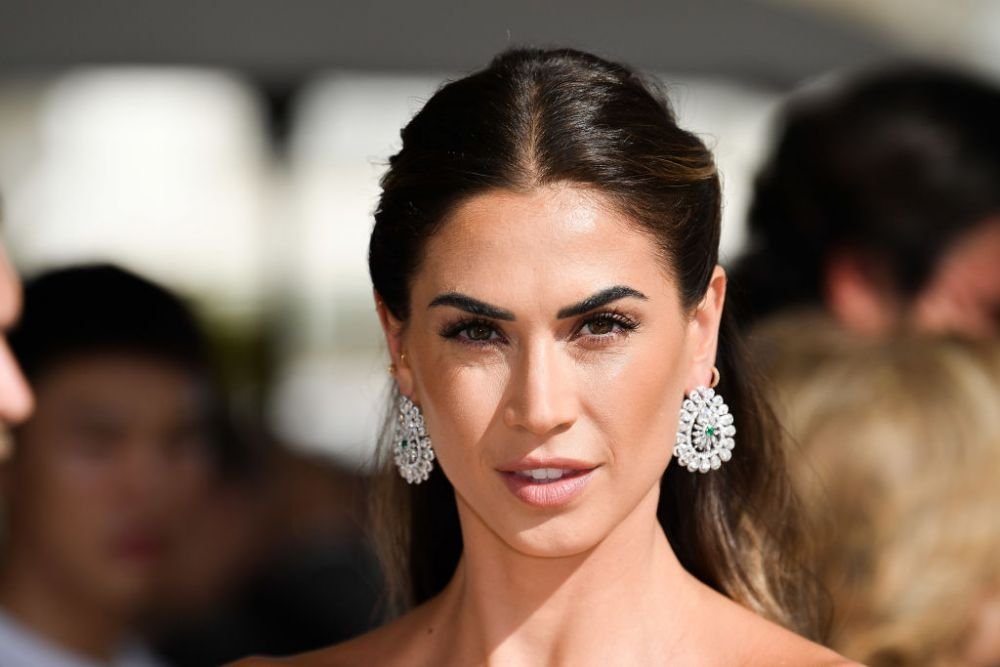S-a dezbrăcat și a pozat acoperită doar de vopsea pentru a susține Italia la CM din 2010. Cum arată în prezent Melissa Satta, fosta soție a lui Christian Vieri_16